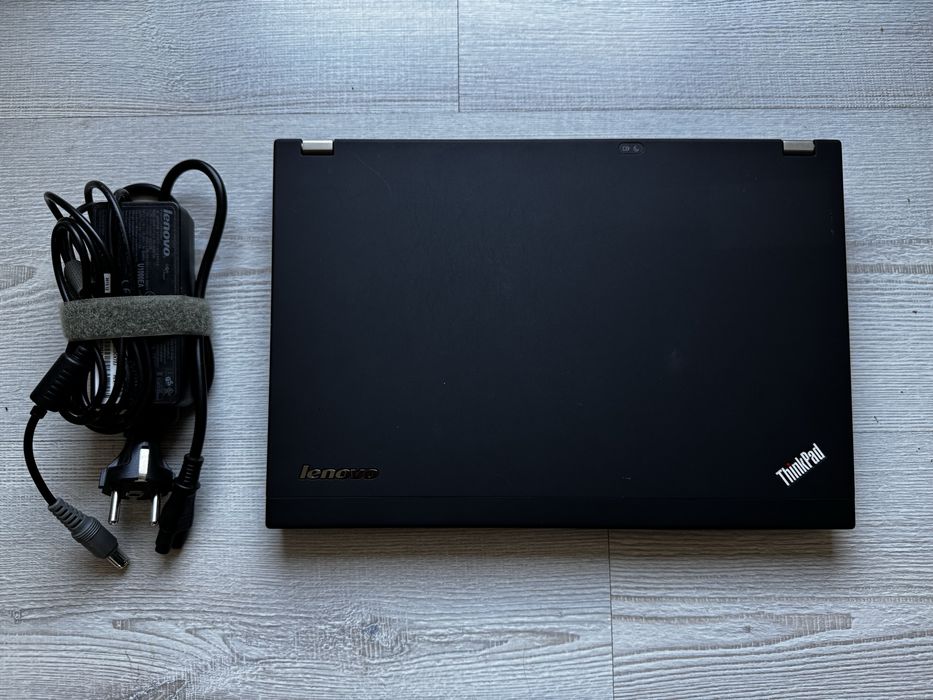 Лаптоп Lenovo x220i като нов