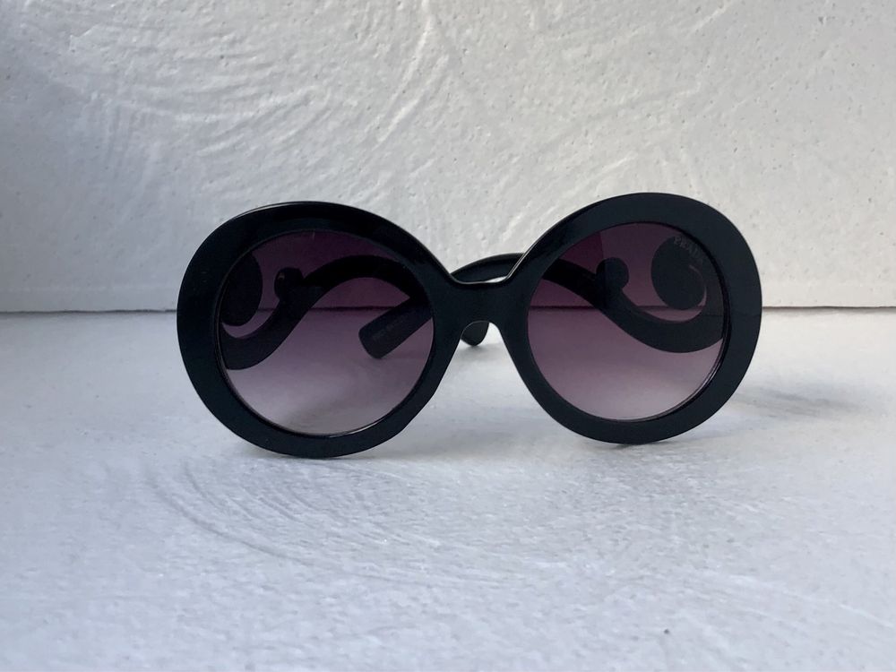 PR дамски слънчеви очила кръгли  2 цвята черни