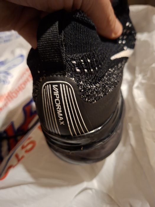 Продавам оригинални обувки NIKE AIR VAPORMAX 2023 FLYKNIT 2023