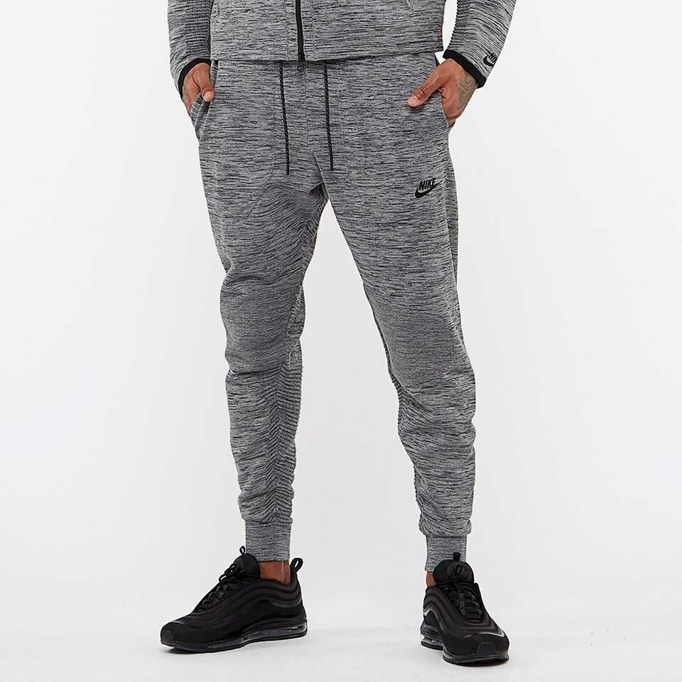 Nike Tech Knit Tracksuit - Оригинален мъжки комплект размер XL