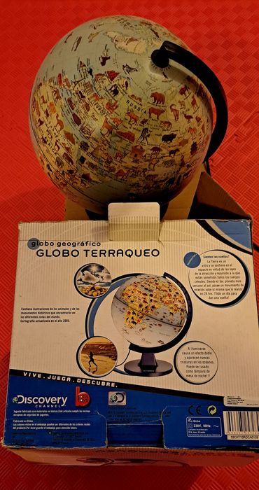 Lampa interactiva Glob Pamantesc