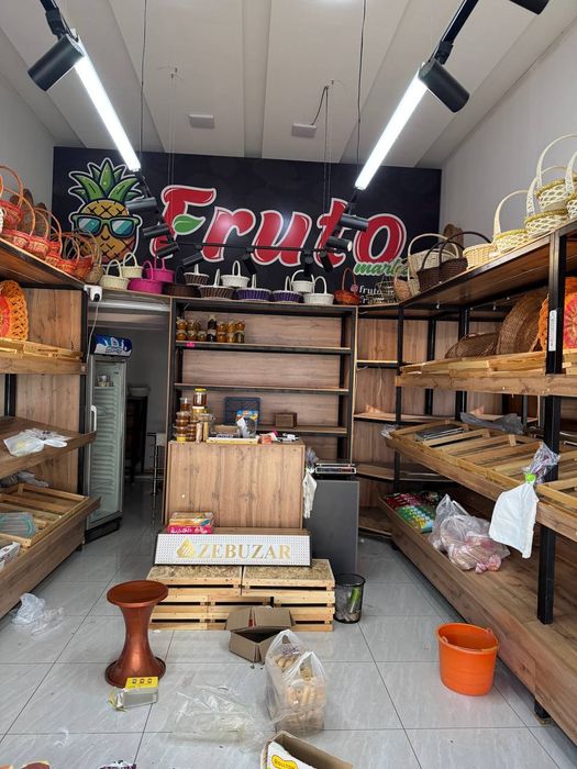 Мебельный стелаж новый