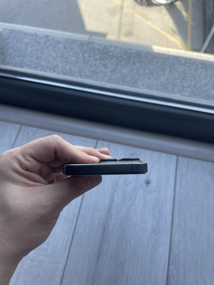 Iphone 16 pro 128 LL/A