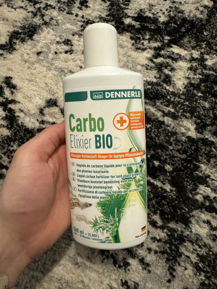 Fertilizant v30 + carbo lichid Dennerle