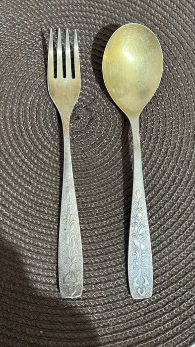 Продам большую ложку и вилку мельхиор