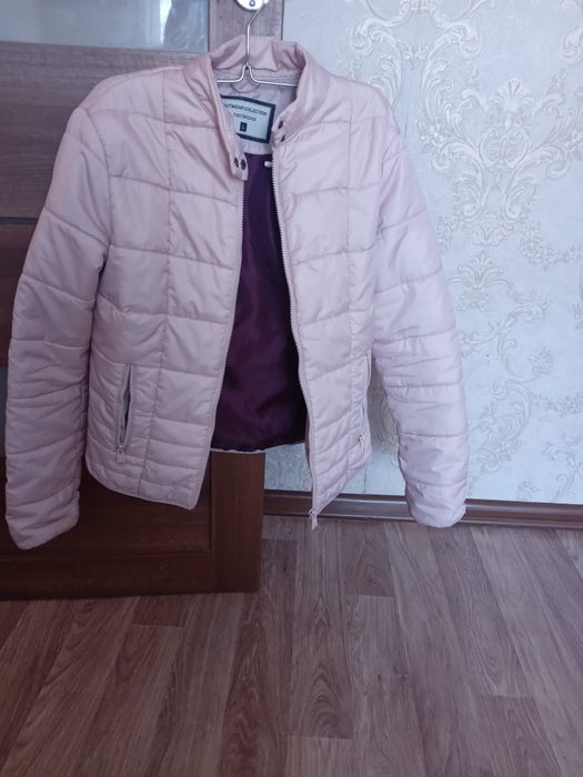 Продам куртку и безрукавку