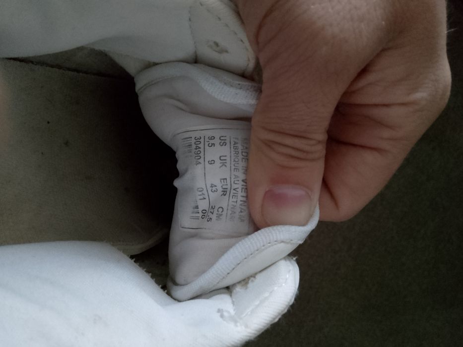 Vand Adidas Equipement originali in stare ca noi cat si alte modele