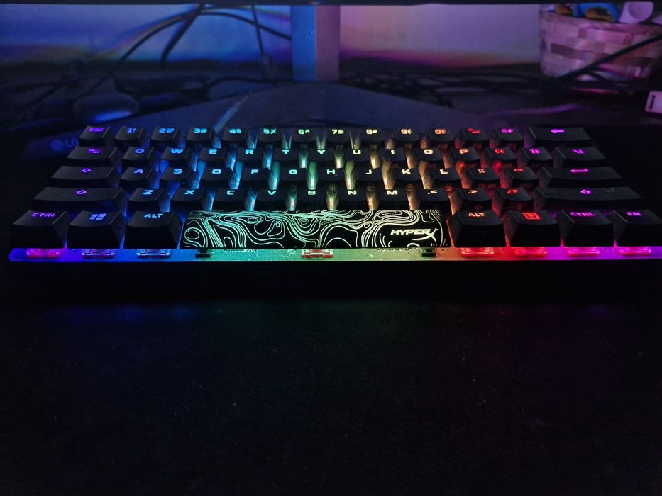 Tastatura Hyperx 60%