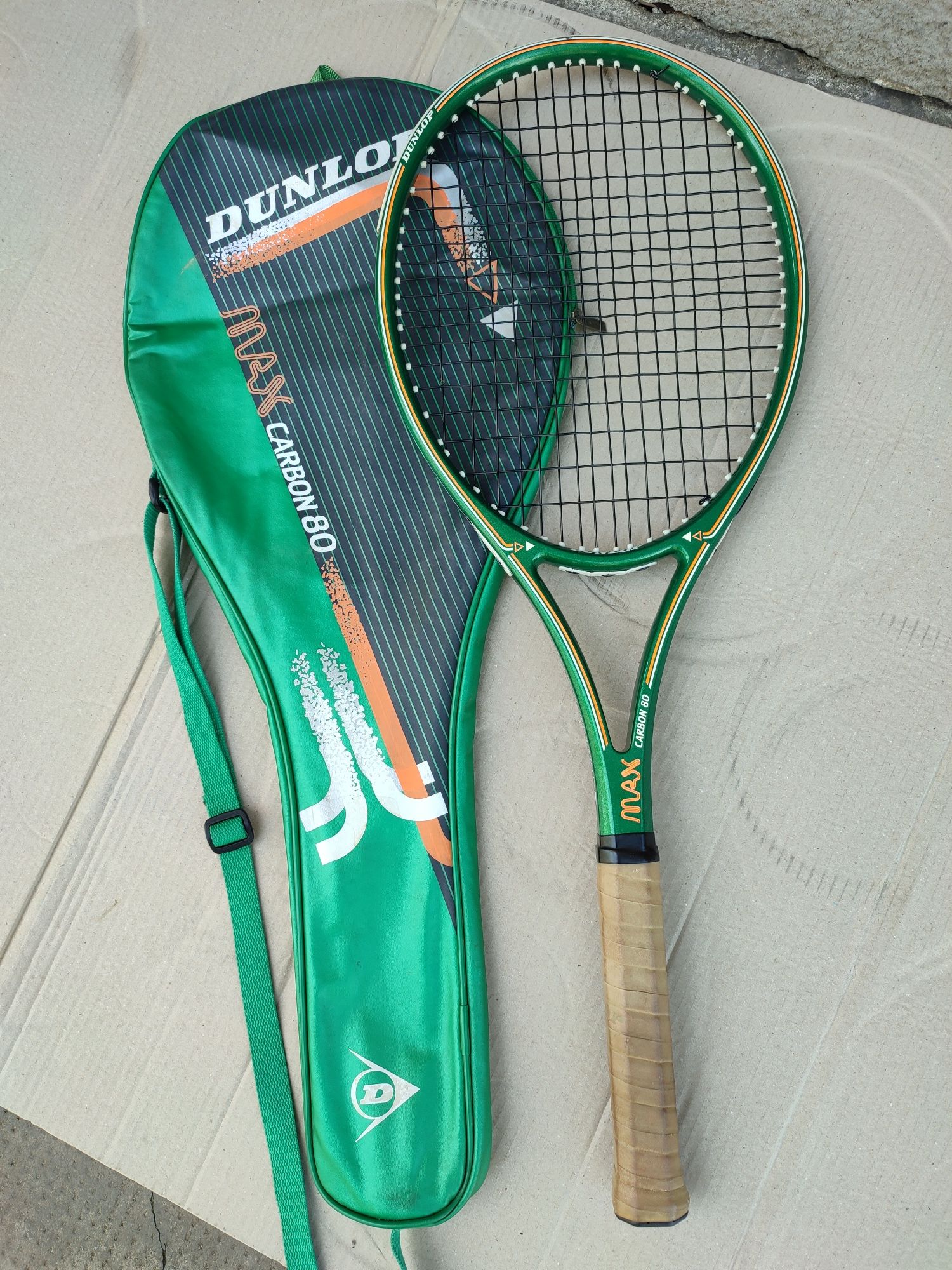 Dunlop Max Carbon 80-Racheta tenis  profesionala