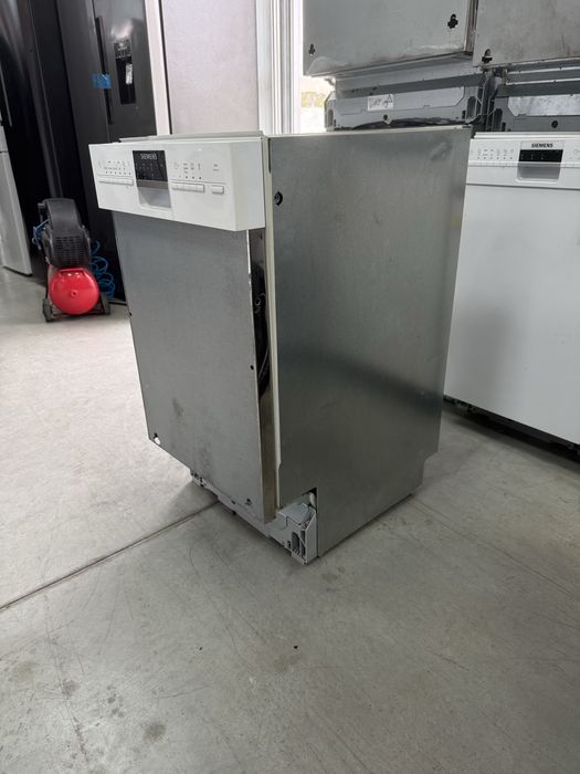 Съдомиялна За Пoлу вграждане SIEMENS 45/см