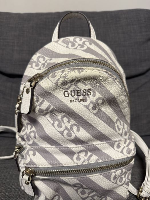 Оригинална раница Guess