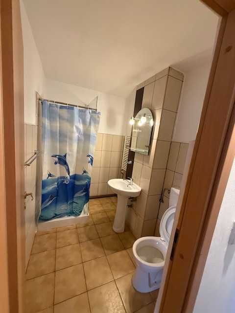 Apartament 4 camere, 100 mp, parter