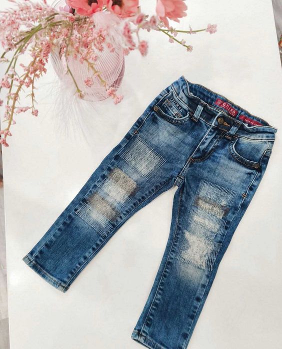 Слим дънки на Guess размер 92/98