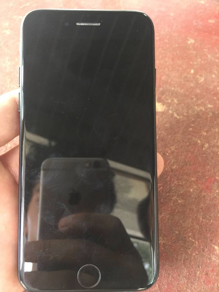 Iphone 7 Ideal  batareyka almashgan uselinniy qoyilgan abmen bo faqat