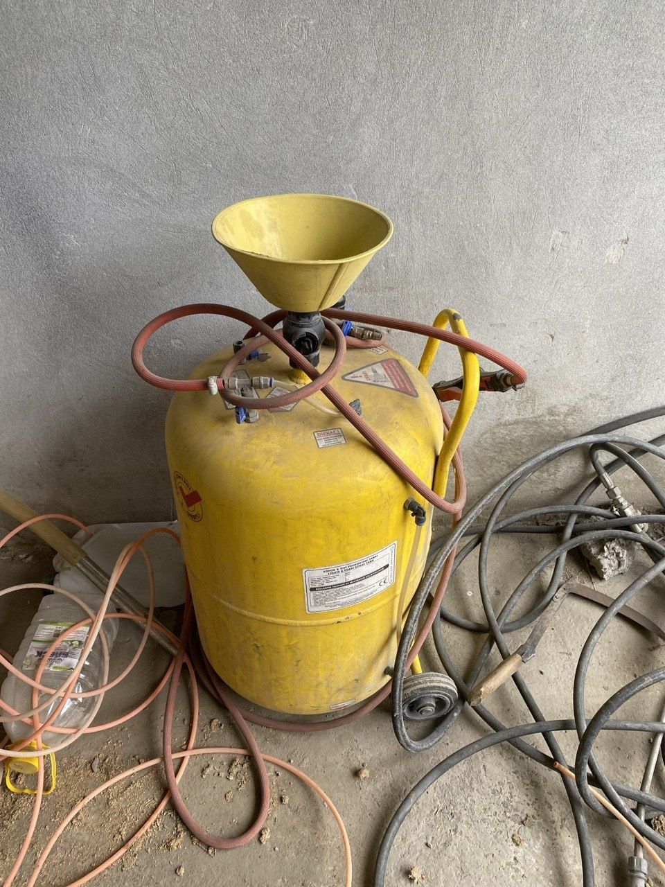 Karcher sotiladi