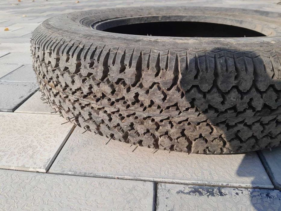 Продаю покрышки новая и б/у R16С