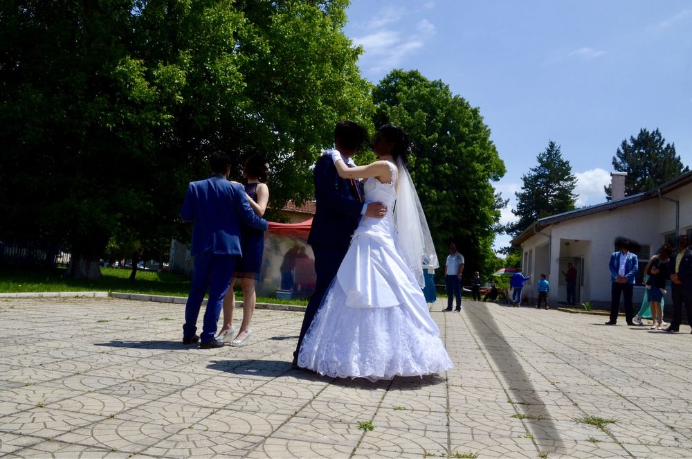 Булчинска рокля с дантели