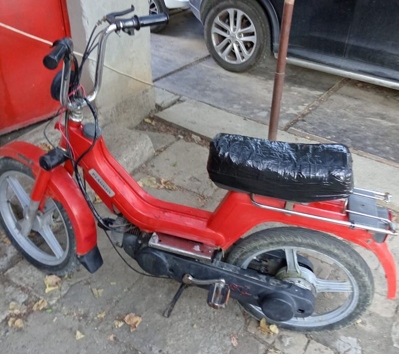 Scutere de vanzare!Fără permis de conducere!