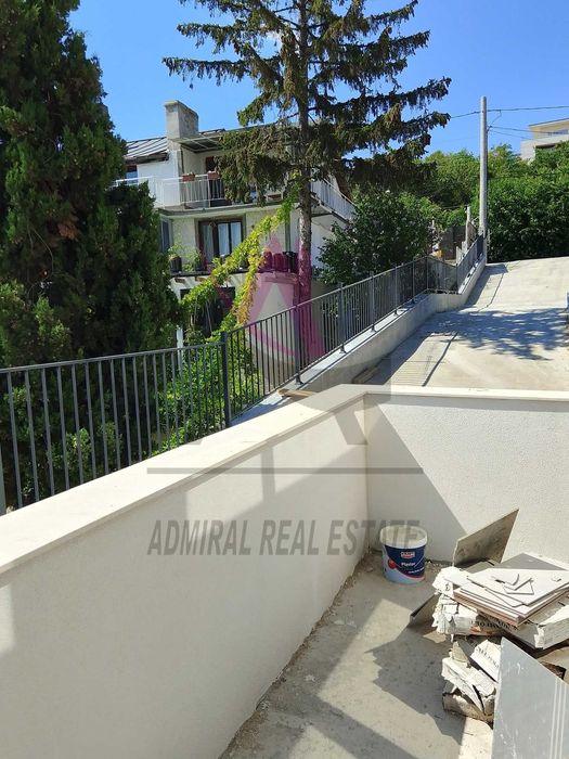 Продава се Двустаен апартамент в Варна, Бриз - 66 кв.м за 2107 €/кв.м - Снимка #9