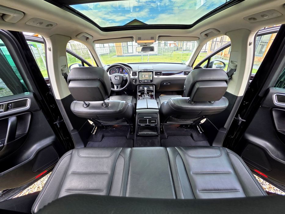 Vw touareg 3.0TDI 245CP/Automat/panoramic/bi-xenon/4Motion/camere 360°