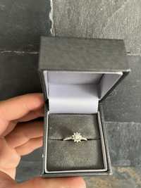 Inel de logodna aur alb 18k si diamant - Comerciantii de diamante