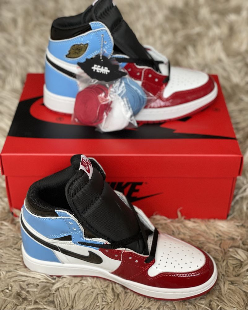 Air Jordan 1 Retro High Fearless UNC Red Blue Chicago Toe Bred OG
