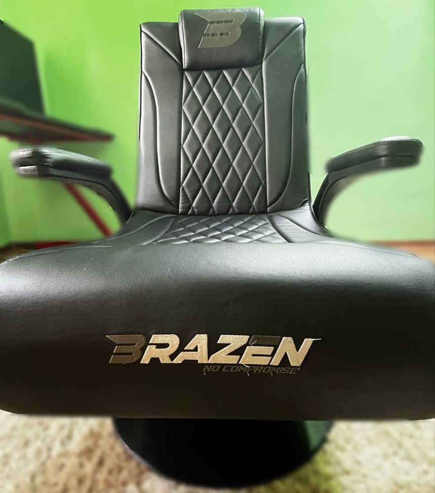 Scaun Gaming.