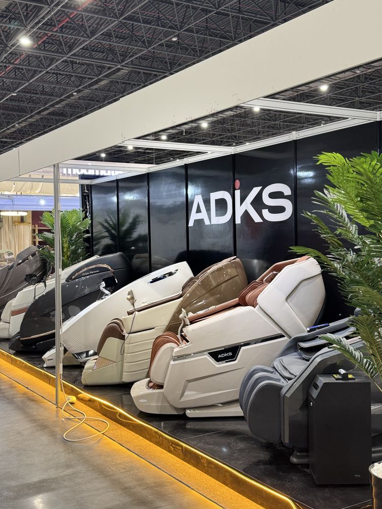 Массажное кресло ADIKS