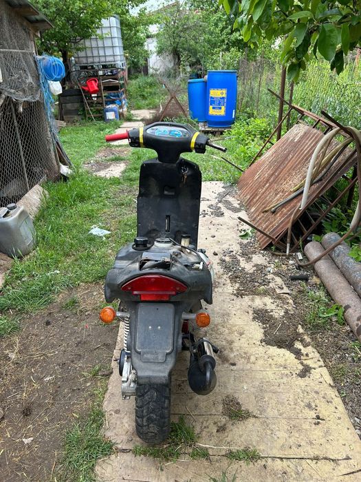 Vand Aprilia Rally