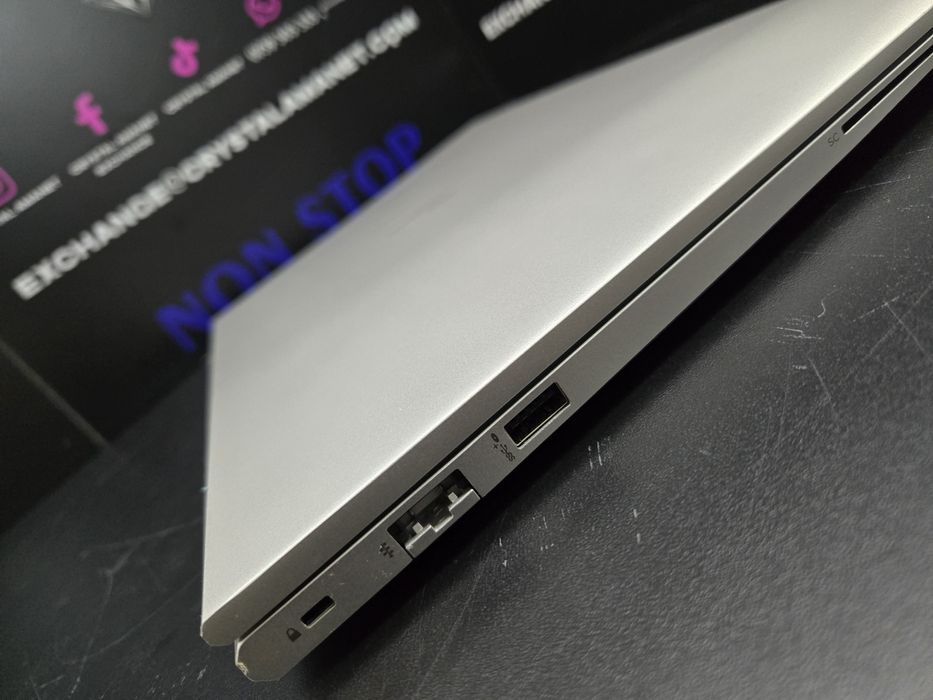 HP Elitebook / i5-1245U / 16 GB RAM / 480 SSD / UHD Grapichs
