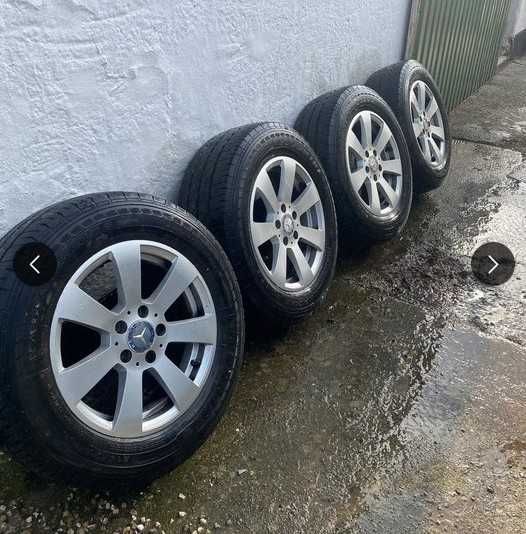 Джанти 5x112 R16 със зимни гуми 215/65/16 за Мерцедес