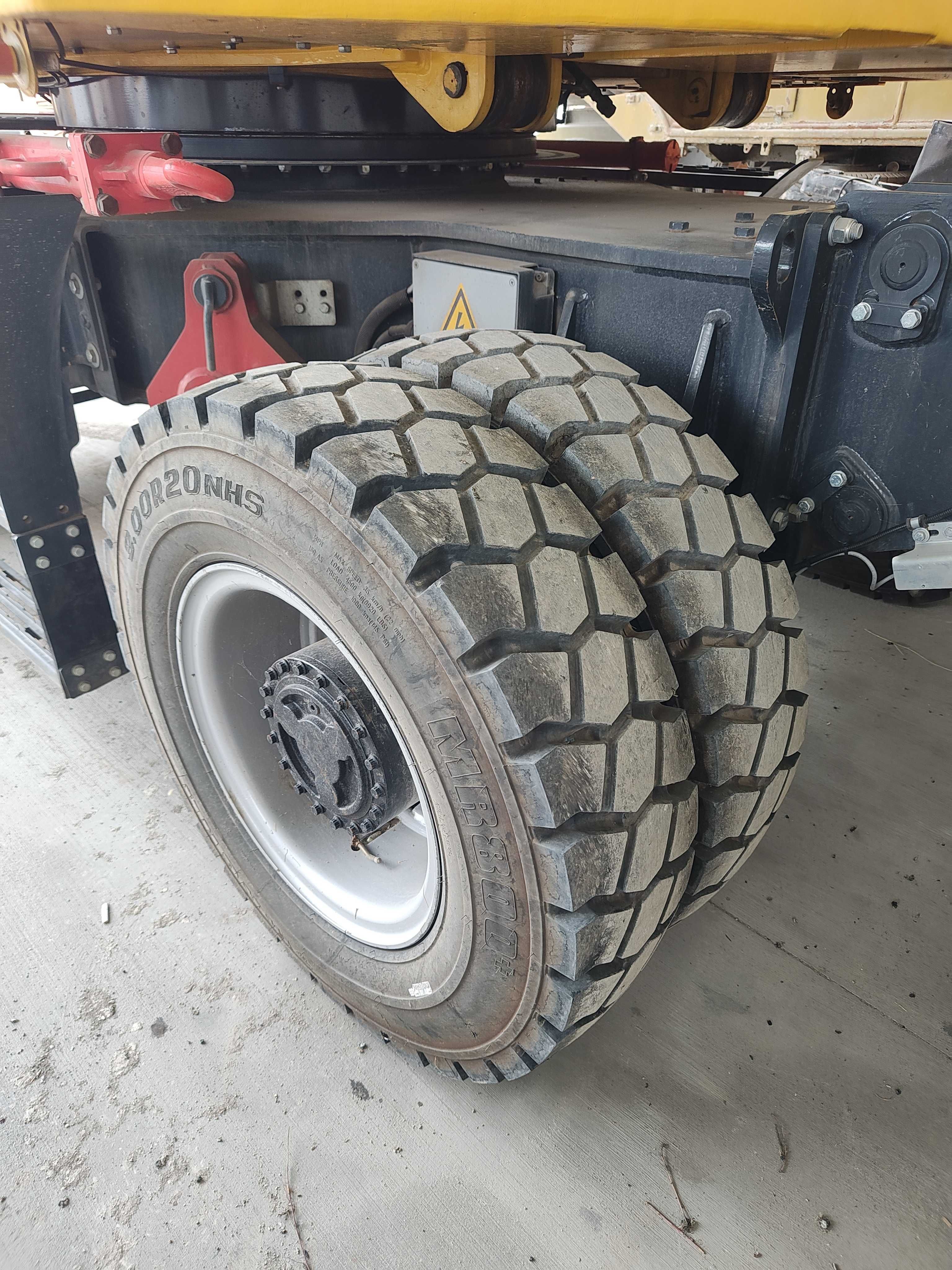 ГУМИ 9.00R20 Magna