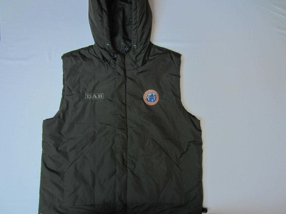 Vesta Overland DAB, masura XXL, gluga , grosime medie, stare f.buna