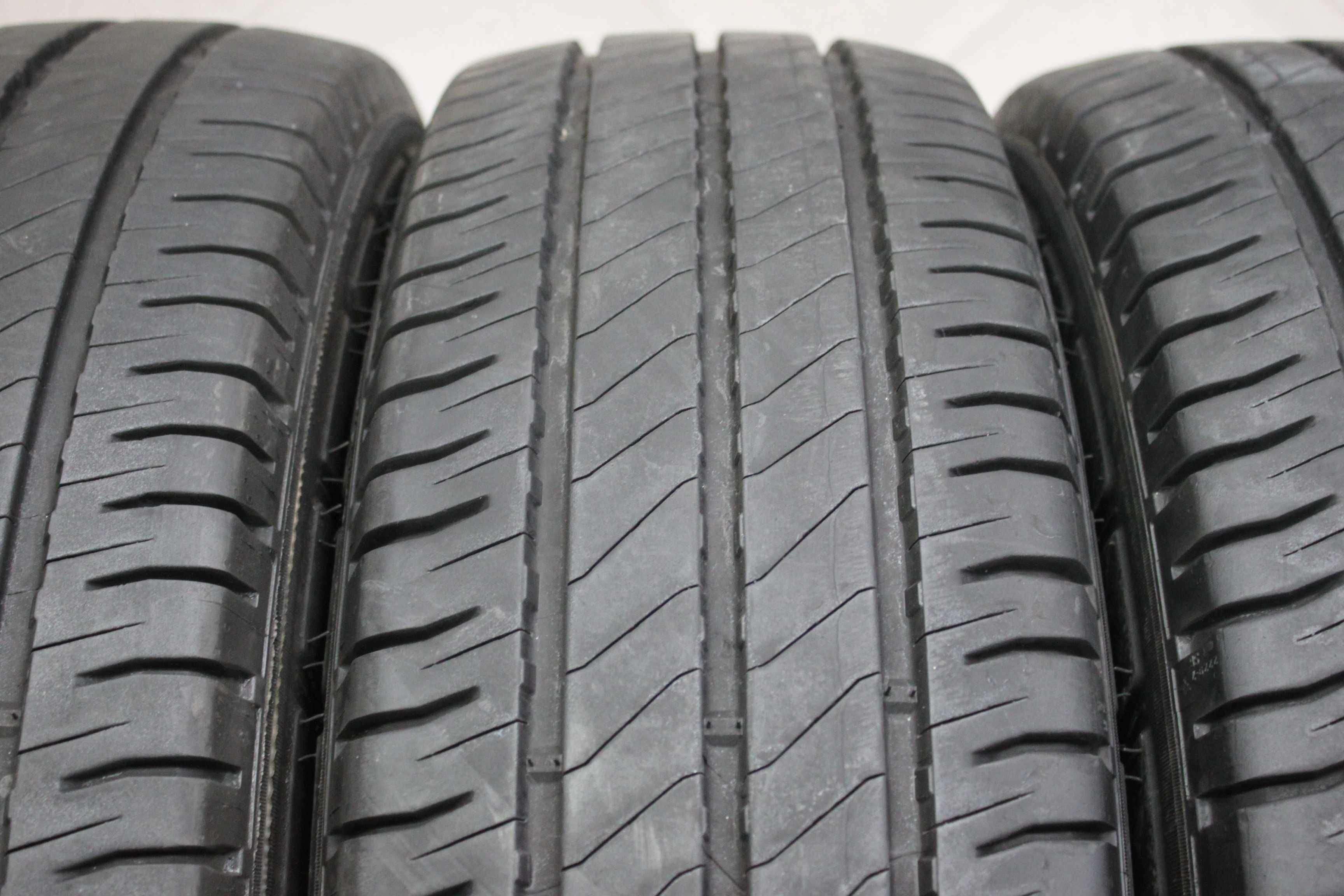 225/75-16C Michelin Agilis 3