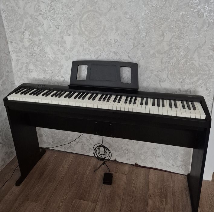 Цифровое пианино Roland FP-10