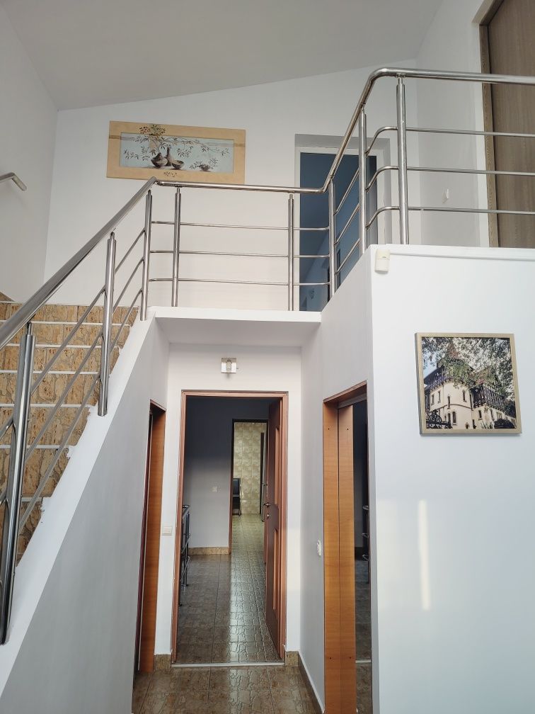 Casa vanzare curte