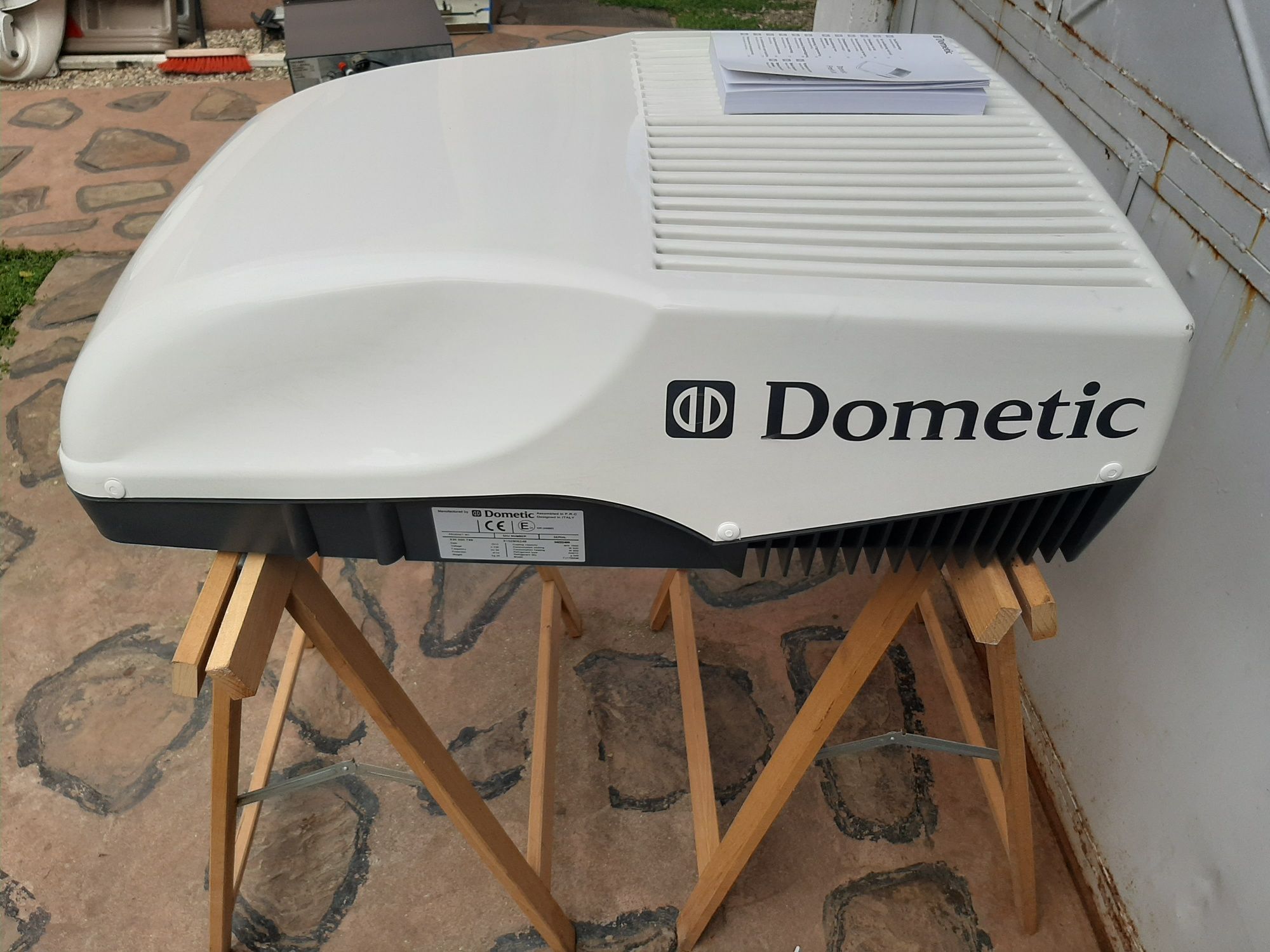 Clima Dometic rulota-camper-comversie-barca