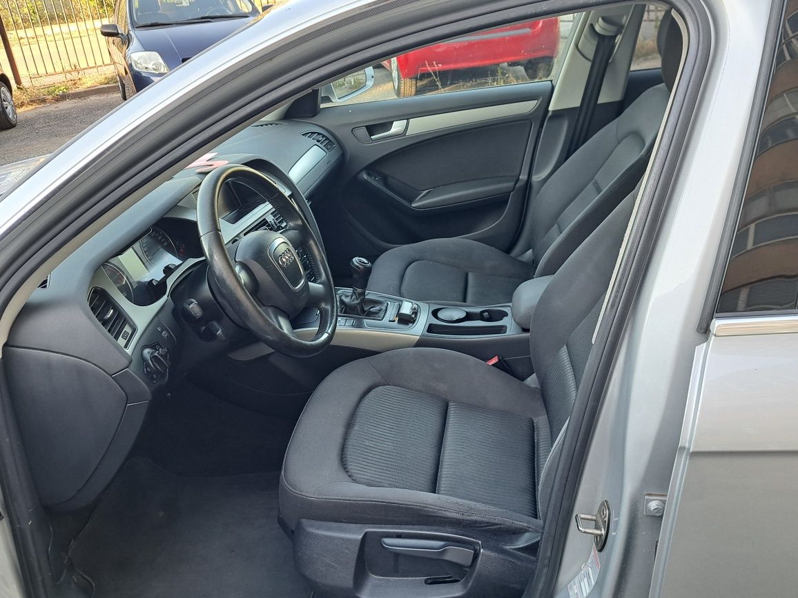 Audi a4 B8 2.0tdi 143kc