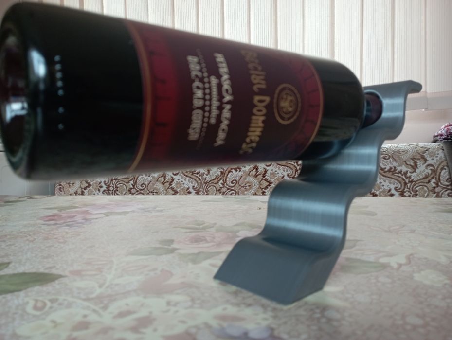 Suport sticla de vin deosebit