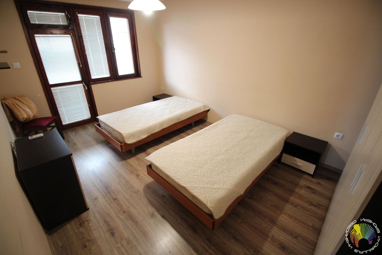 Дава се под наем Тристаен апартамент в Бургас, Лазур - 97 кв.м за 510 € - Снимка #6