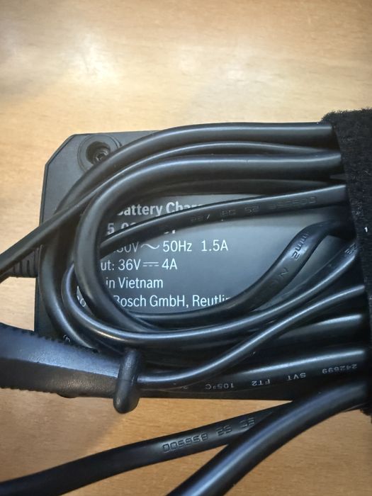 Incarcator motor  Bosch Standard 4Ah