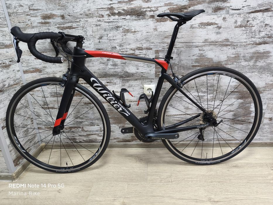 Карбонов шосеен велосипед Wilier Cento1 NDR Ultegra R8000 RS | M