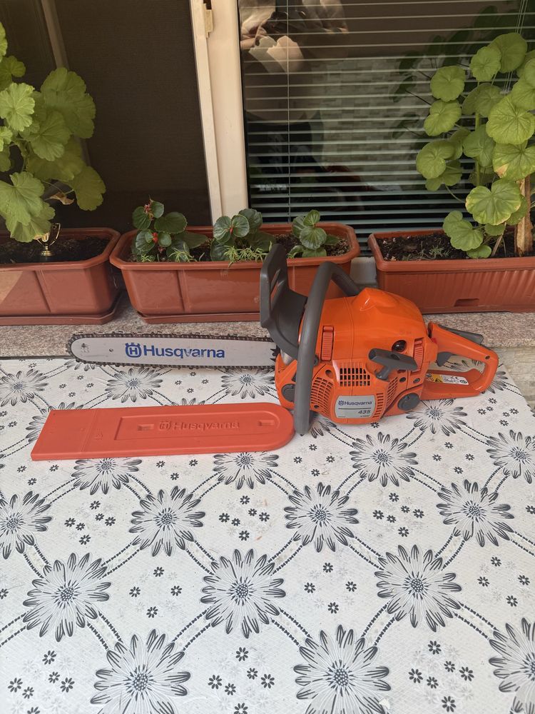 Бензинов верижен трион Husqvarna 435 ll, 1.6 kW, 2.2 к.с, 15'', 38 см