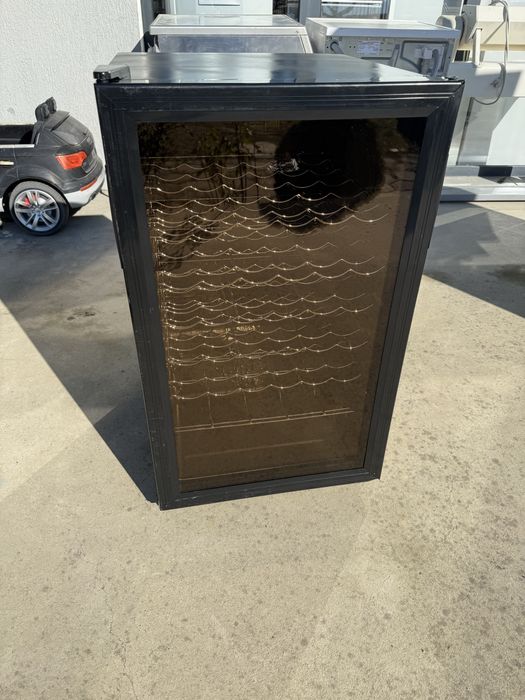 Малка Витрина 85 см