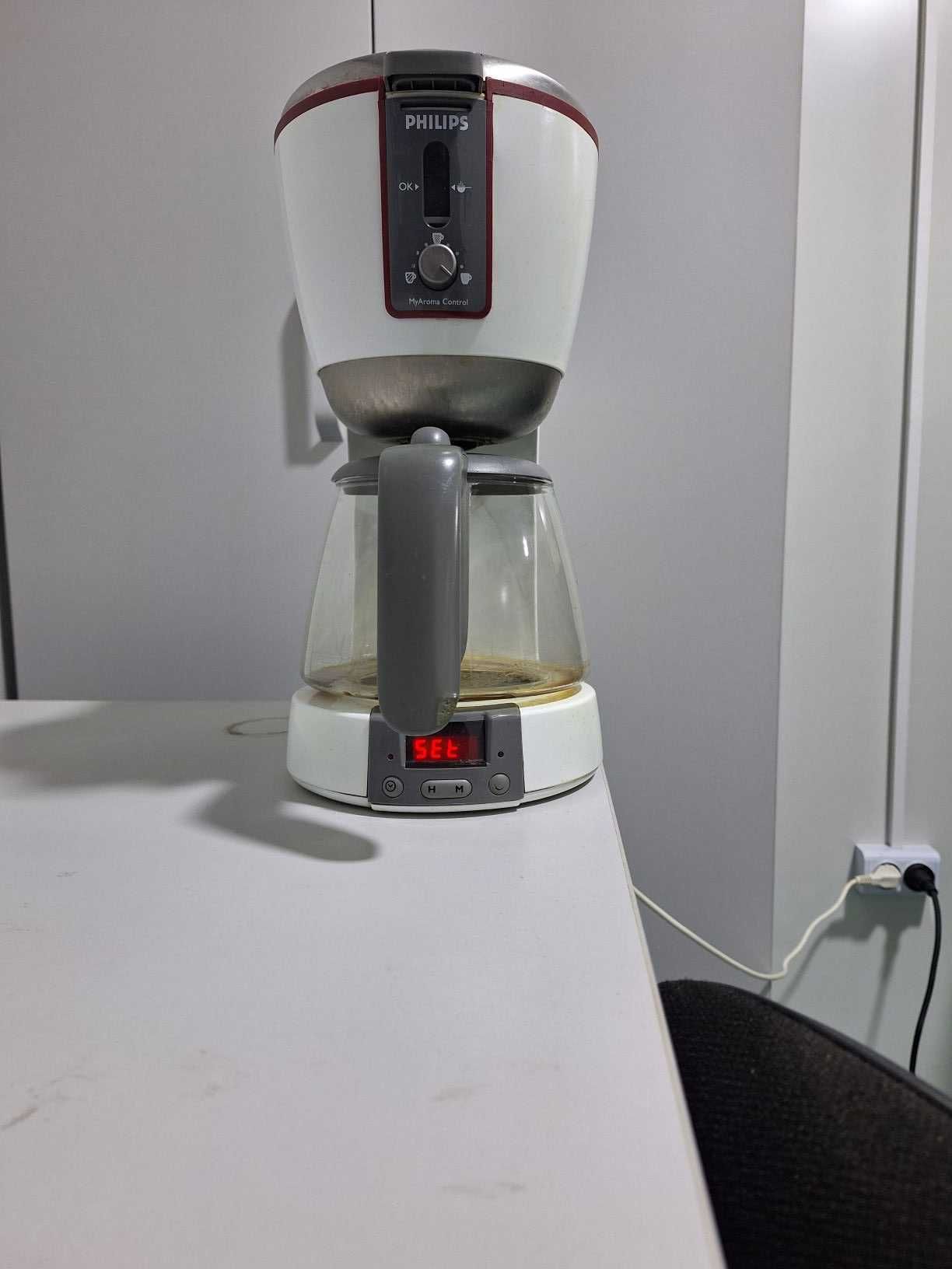 Cafetiera Philips Pure Essential 1200 W