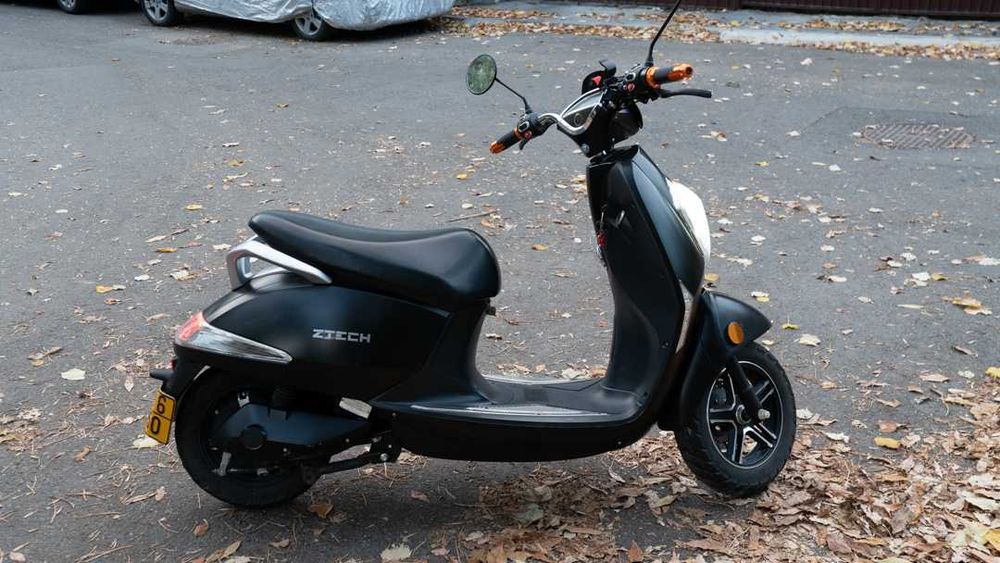 Scuter electric ZTECH ZT-25 permis B