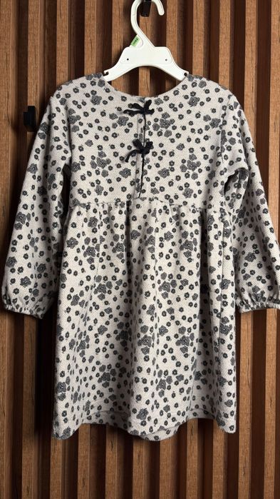 Rochie Zara în stare bună