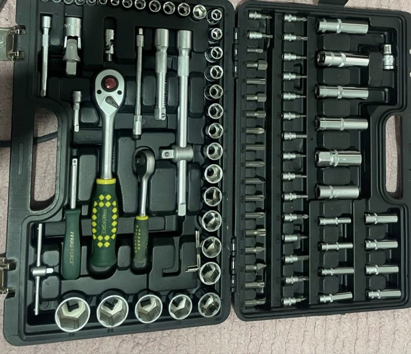 Болгорка и ключ россиский новый