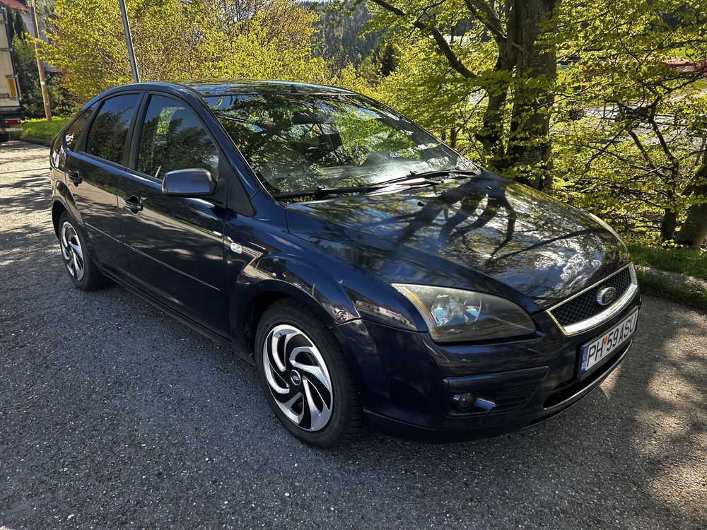 Ford focus 1.6  proprietar