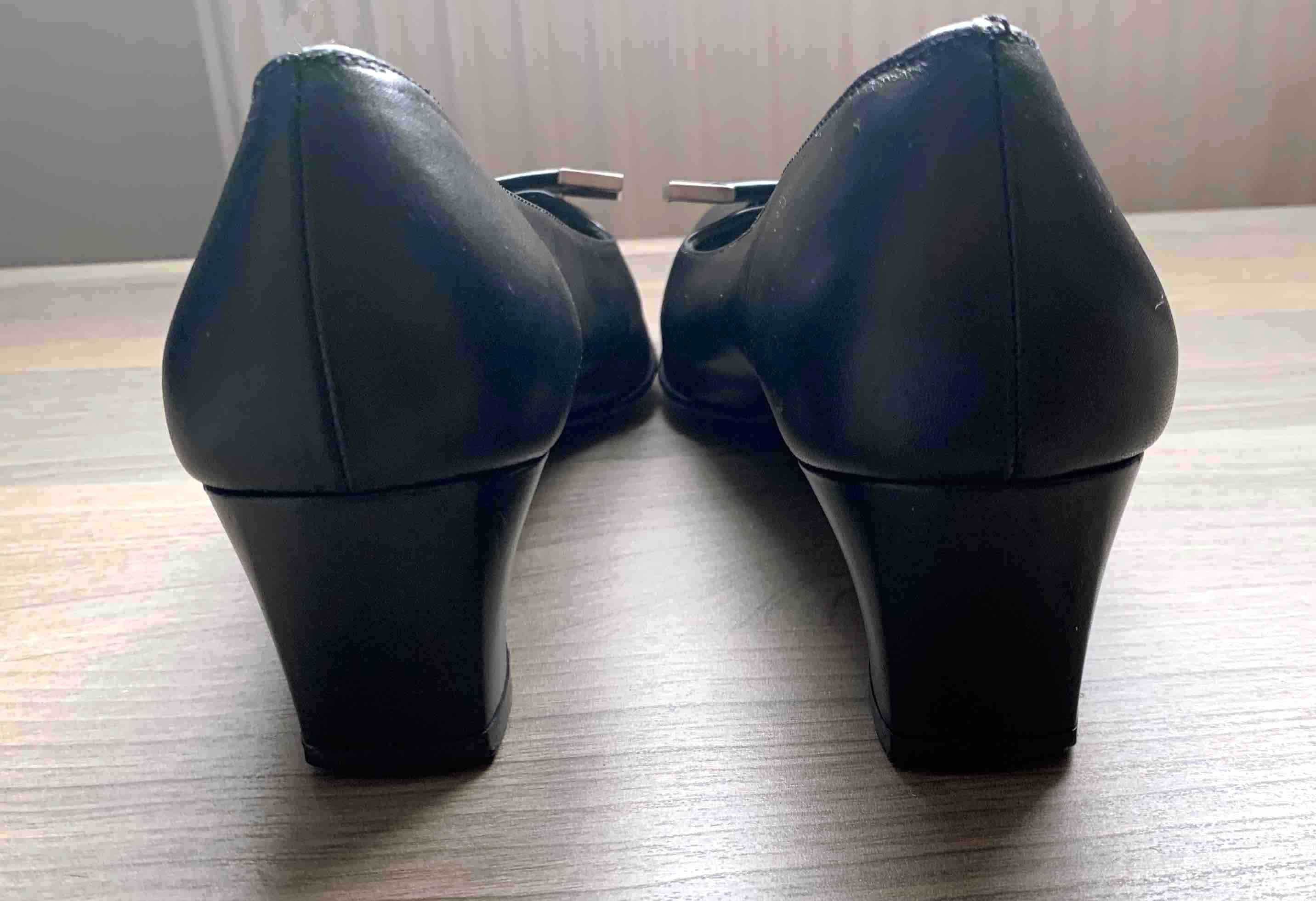SALVATORE FERRAGAMO Superbi Pantofi Vintage Fashion Piele Negru UK